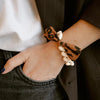 Bracelet Mamie cœurs écru nœud léopard bijou cadeau grand-mère