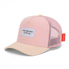 Casquette enfant Powder Pink Hello Hossy : design tendance en rose poudré et beige avec filet respirant. Confortable et stylée, idéale pour un look estival !