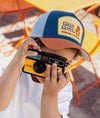 Casquette enfant Hello Hossy bleu orange filet respirant patch Good Day