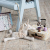 Licorne Maileg Médium en tissu beige avec corne dorée et selle brodée