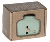 Grille-pain menthe Maileg avec deux tranches de pain, accessoire miniature pour maison de poupée souris