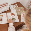 Livre à sticker Habille ton personnage Rosa and Friends Fairy Garden Little Dutch.