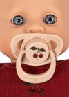 Lot de 2 poupées Bobo & Bobbie en tenues tricot avec tétines – Konges Sløjd
