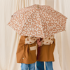Parapluie enfant motif léopard beige personnalisé avec prénom Agathe – Atelier Wagram, accessoire imperméable original et tendance pour fille ou garçon.