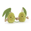 Peluche olives Jellycat duo vert avec feuilles – doudou bébé original et ludique