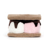 Peluche marshmallow chocolat avec deux visages souriants et biscuits