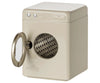 Petite machine à laver Maileg couleur crème pour maison de poupée