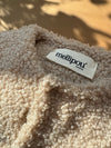Pyjama bébé en moumoute beige Mellipou, combinaison chaude et confortable avec pieds pour l’hiver