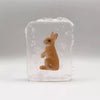 Savon transparent artisanal "Lapin de Pâques" par Ludi Soap. Un savon ludique et original avec une figurine de lapin miniature à l’intérieur. Idéal comme cadeau de Pâques pour enfants, il allie douceur et amusement à l’heure du bain. Formule adaptée aux peaux sensibles, parfait pour une toilette en douceur.