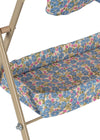 Table à langer Fleur Rosier pour poupées Konges Slojd avec étagère et housse fleurie bleue