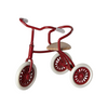 Tricycle dans son abri pour souris, rouge, Maileg.